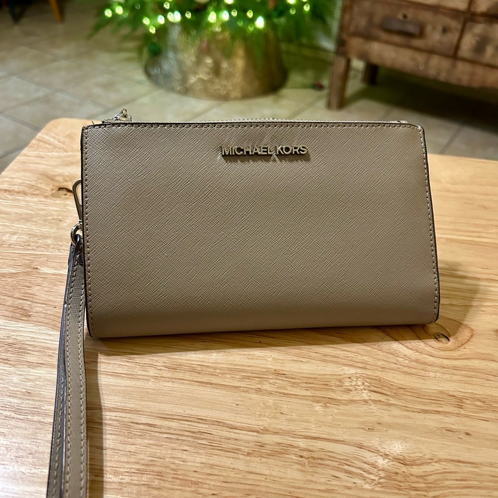 Michael Kors Jet Set Travel Large Double Zip Wallet Wristlet Phone Gray Silver